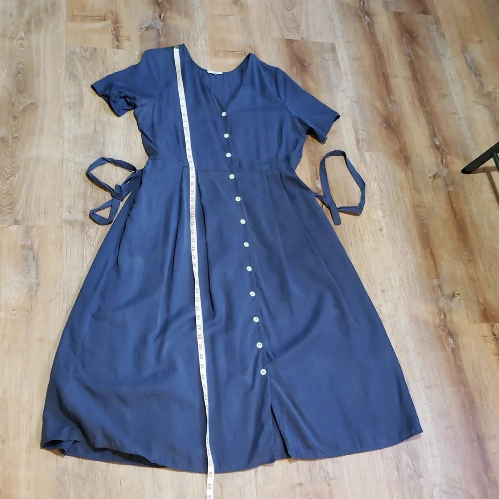 Vetta Button-up Midi Dress, Color "Washed Navy", Sixe XL - Picture 10 of 11